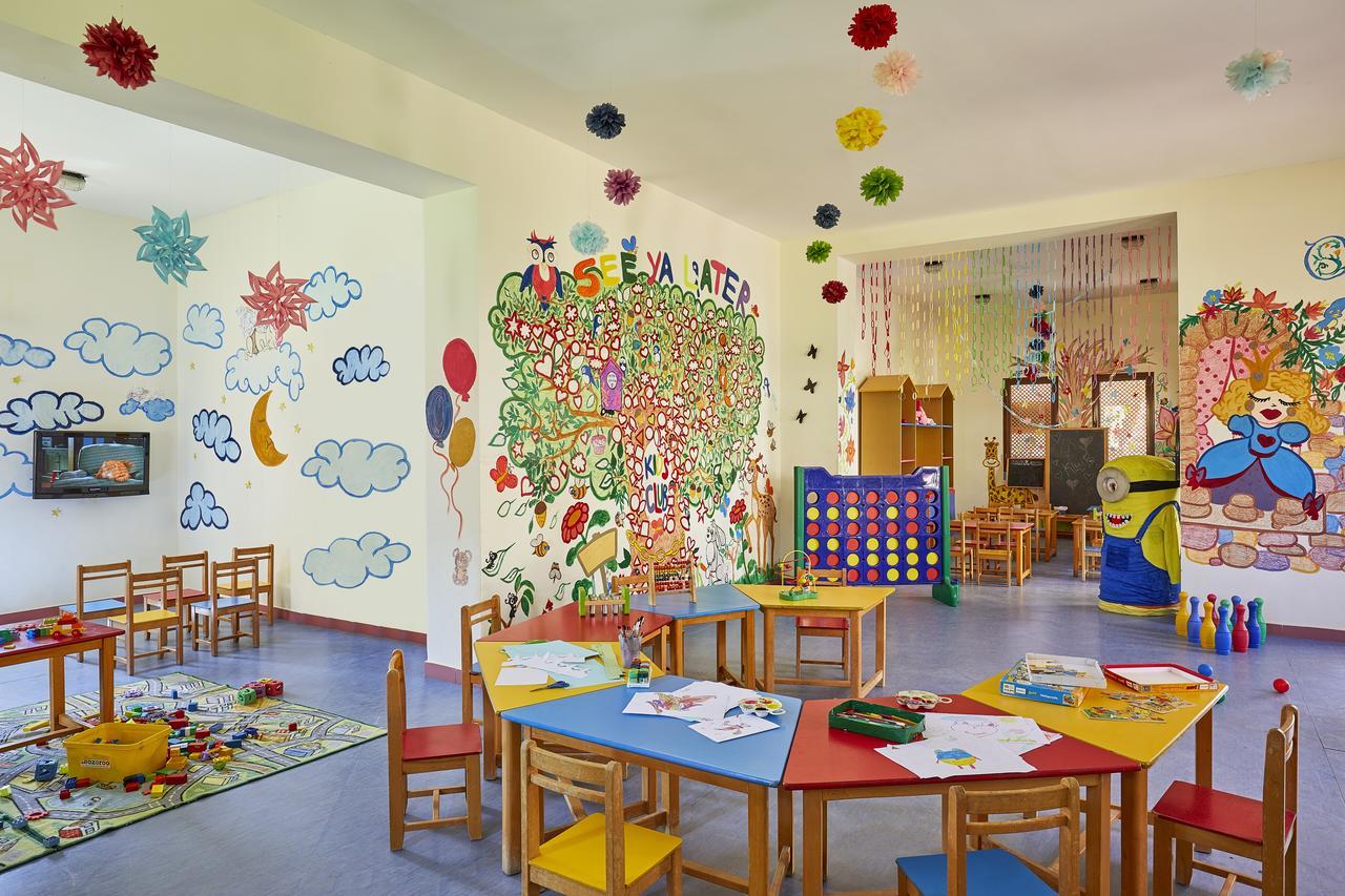 Jaz Mirabel Resort Шарм ел-Шейх Екстериор снимка A nursery classroom