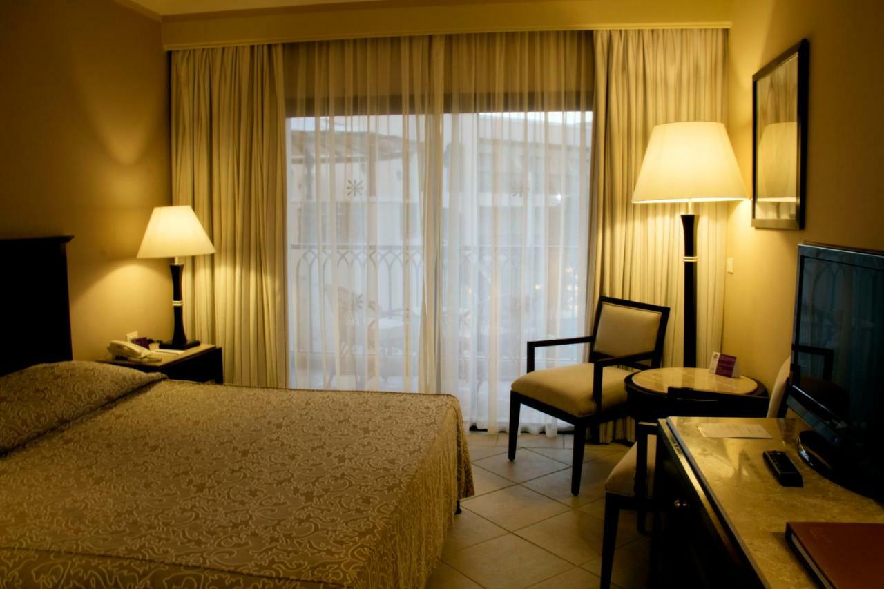 Jaz Mirabel Resort Шарм ел-Шейх Екстериор снимка A room at the hotel